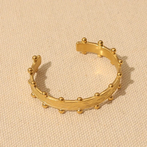 Elara Brushed Gold Bangle — Solène Paris, view 3