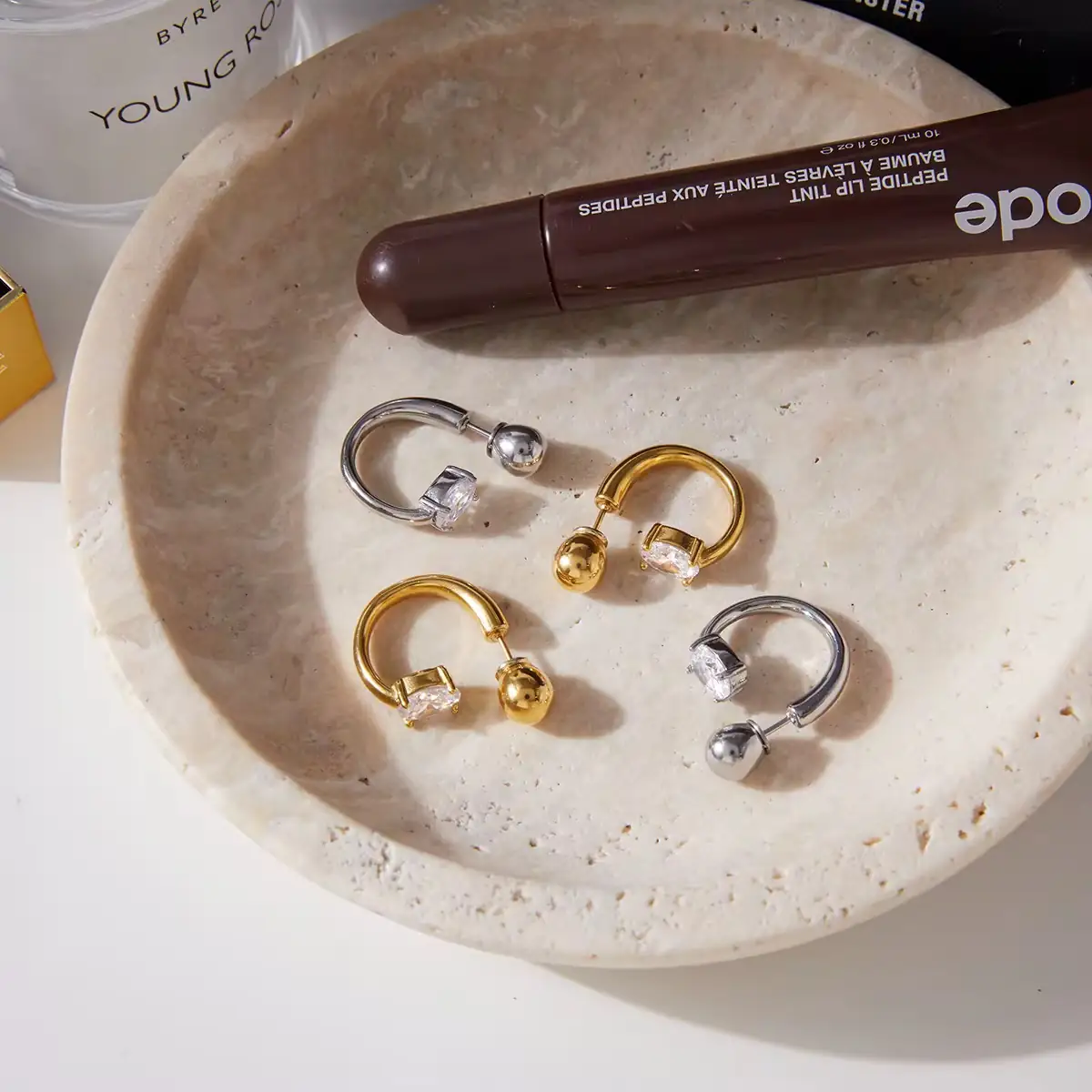 Aurora Solitaire Hook Earrings — Solène Paris, view 3